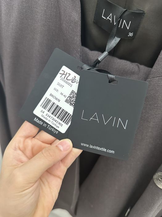 Продам костюм,совершенно новый