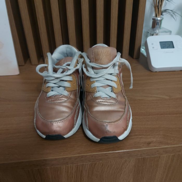 Adidasi Nike copii