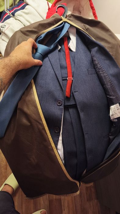 Костюм тройка 56р + Бонусы