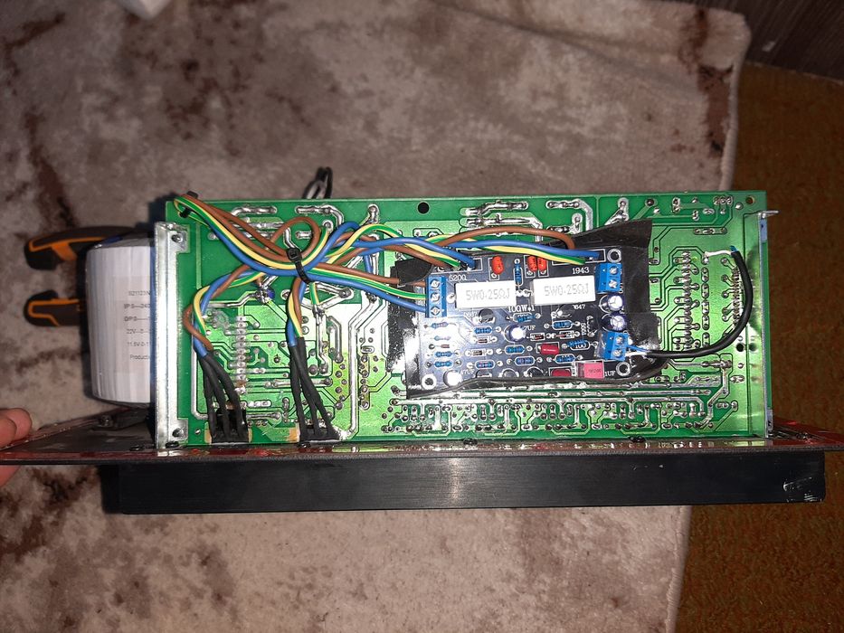 Продаю сабвуфер 5.1 microlab x15