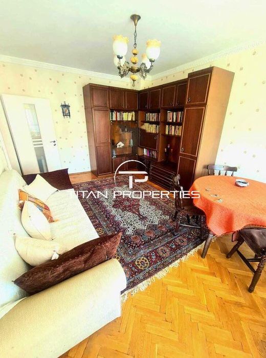 Дава се под наем Двустаен апартамент в Варна, Лятно кино Тракия - 67 кв.м за 375 € - Снимка #3