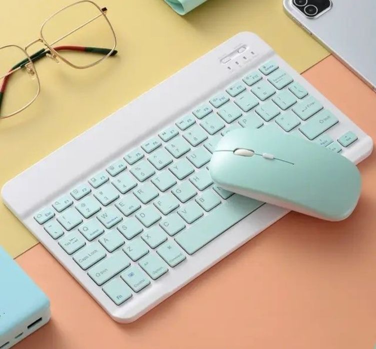 Беспроводная блютуз мини клавиатура с мышкой