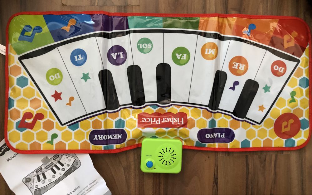 Като ново Музикално килимче пиано Fischer Price с кутия