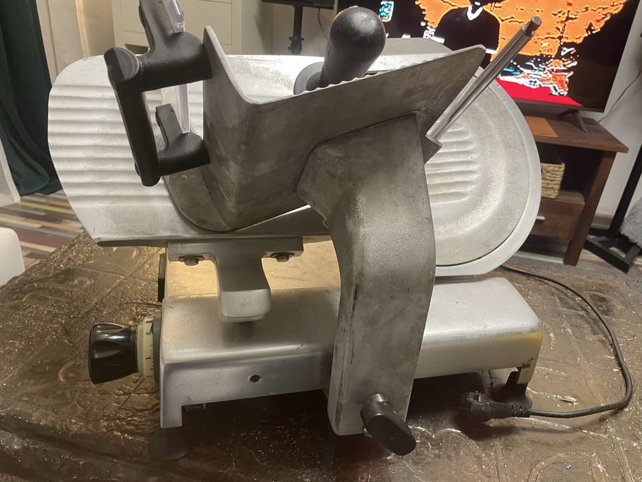 Професионална слайс машина Berkel Omas C-30E