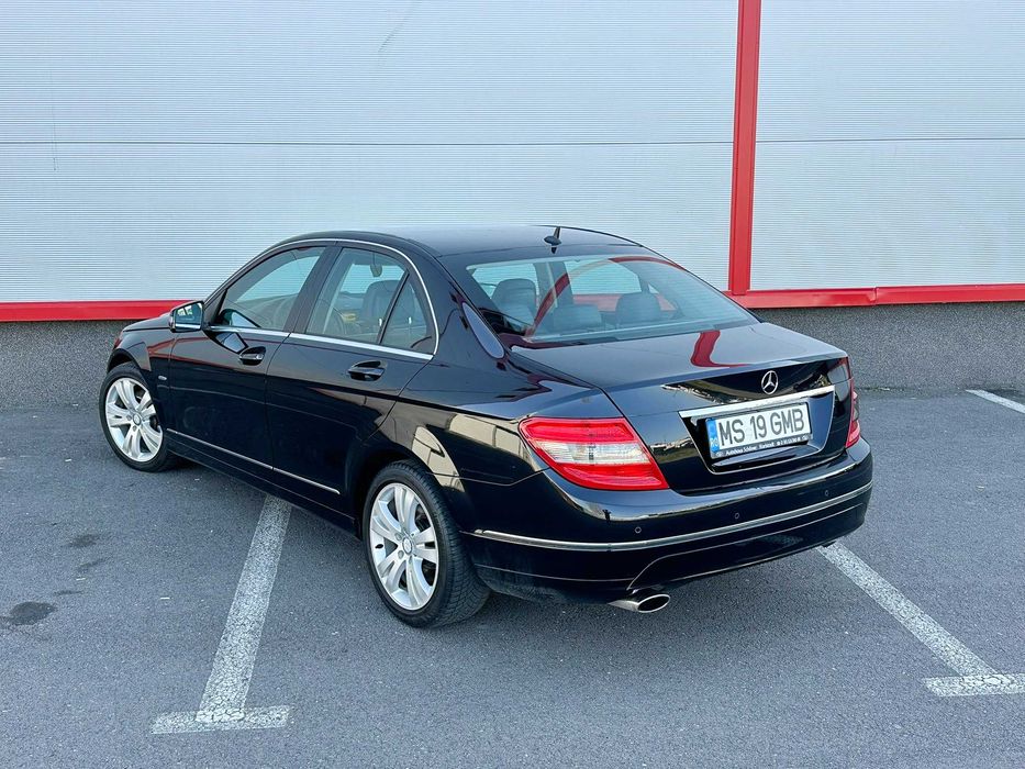 MERCEDES-BENZ C-Class 2011 — imagine 3