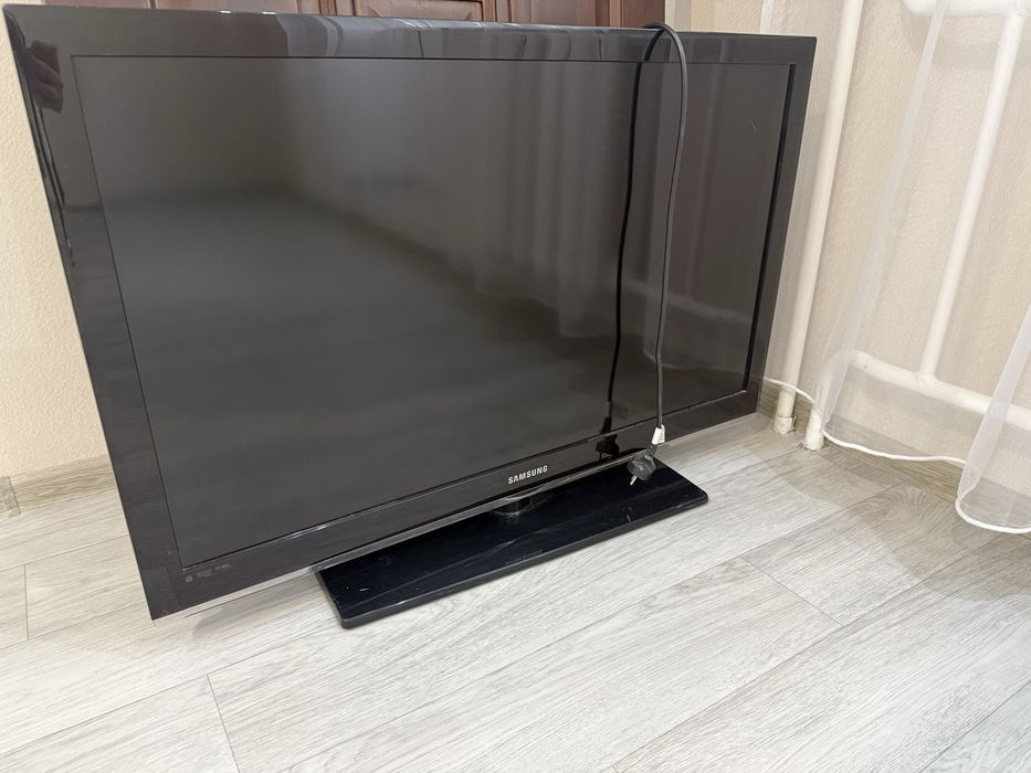 Продам телевизор Samsung