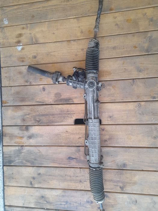 Кормилна рейка BMW E36