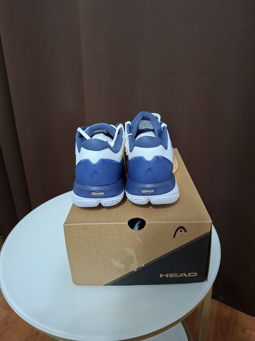 Adidasi de tenis Head