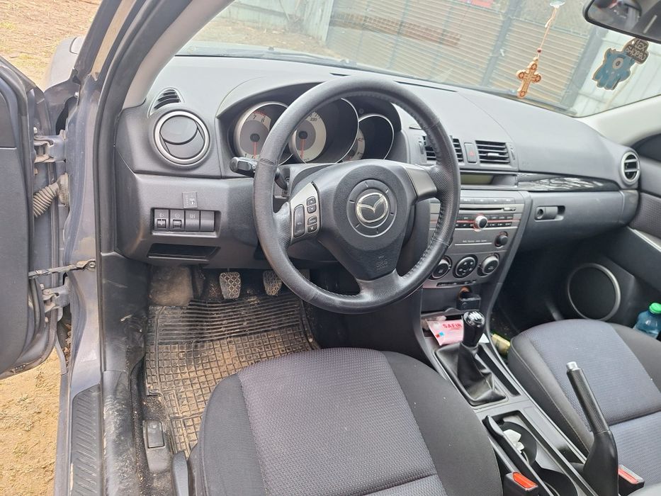 Vând Mazda 3 an 2007