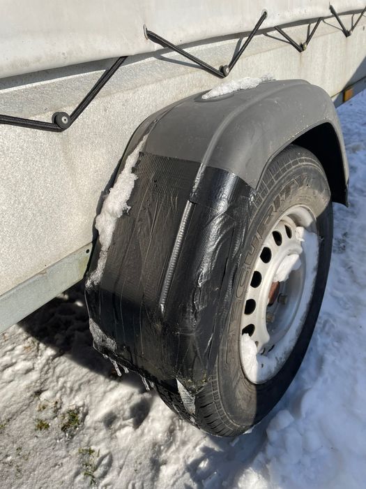 Remorcă Stema 1300 kg cu sistem frânare  import Germania