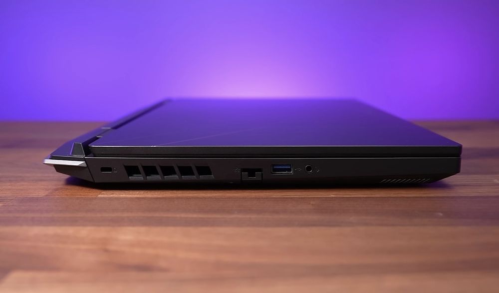 Лаптоп Acer Nitro 5 - RTX 4060(140W)+ подарък охлаждаща подложка