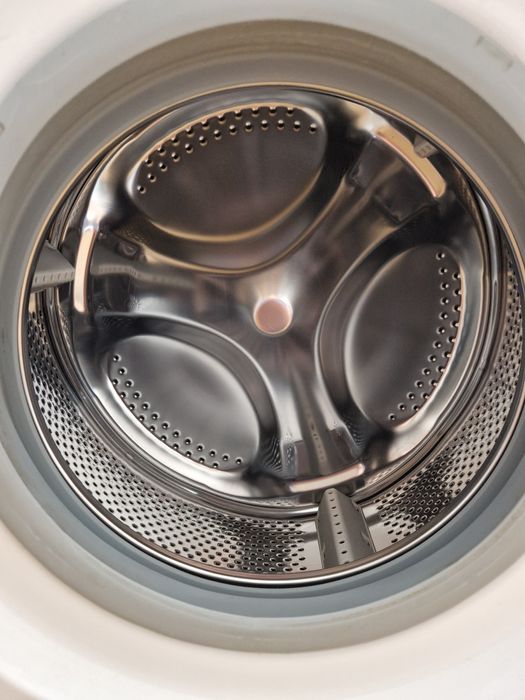 Продам стиральную машину Индезит