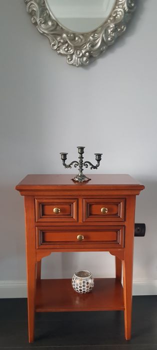 Comodă  veche din lemn masiv