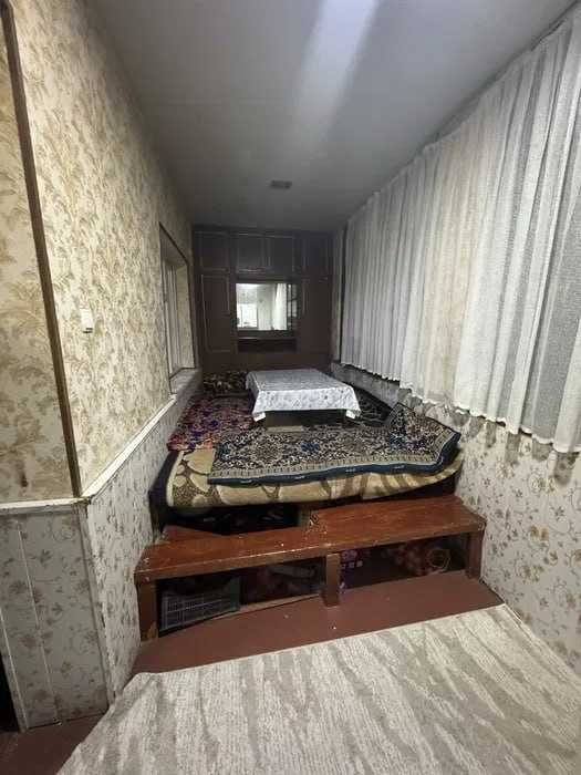 Юнусабад, 16-квартал — продаётся квартира 4-хона 4-комнат