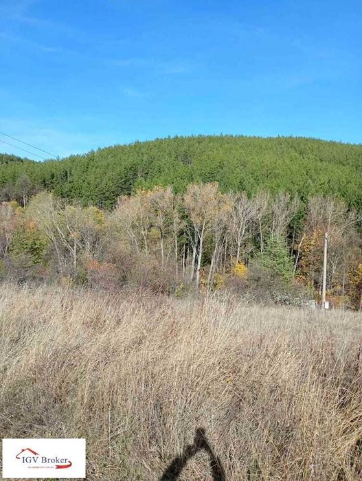 Продава парцел в с. Клисура, гр. Банкя