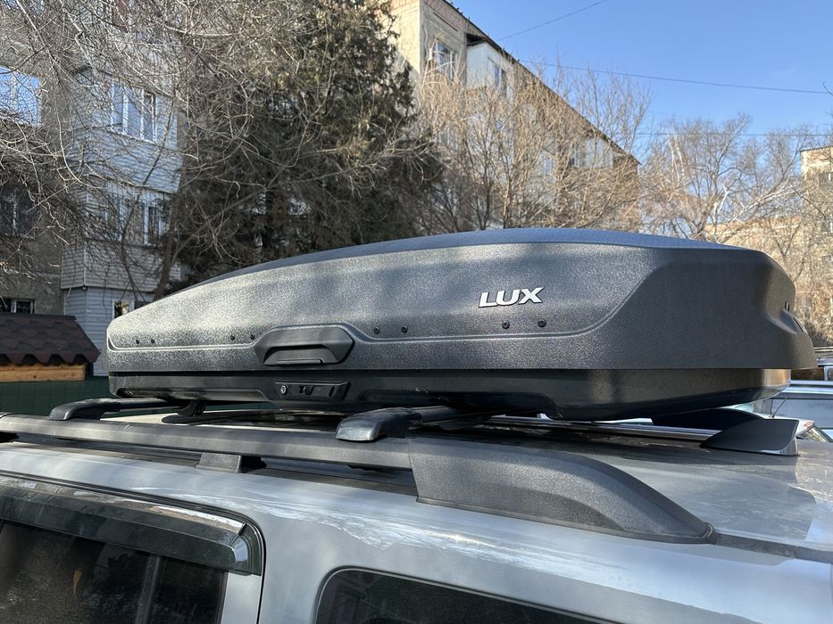 Автобокс LUX в отличном состоянии