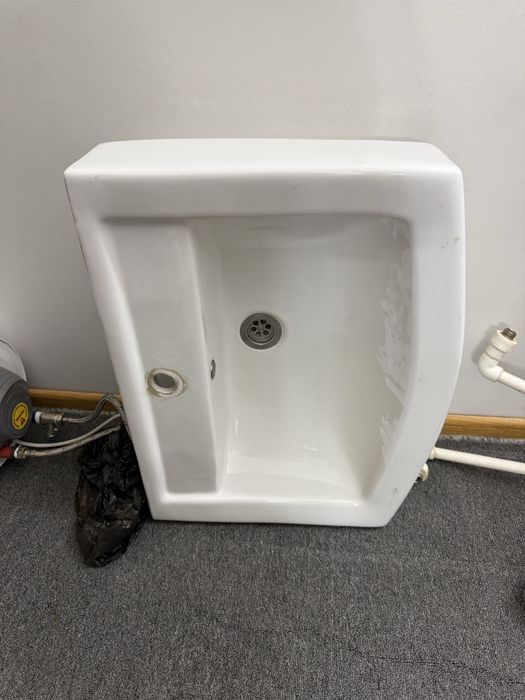 Умывальник в отличном состоянии