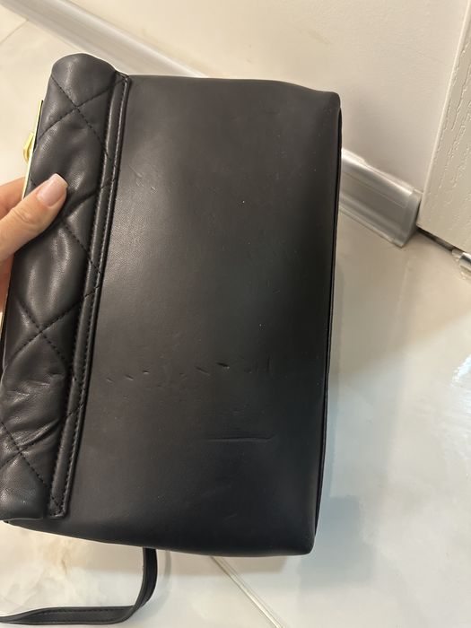 Дамска чанта  Carvela