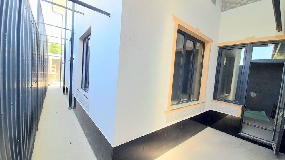 Eshonguzarda 1.75 sotixli yangi qurillgan uchastka sotiladi o'zimniki