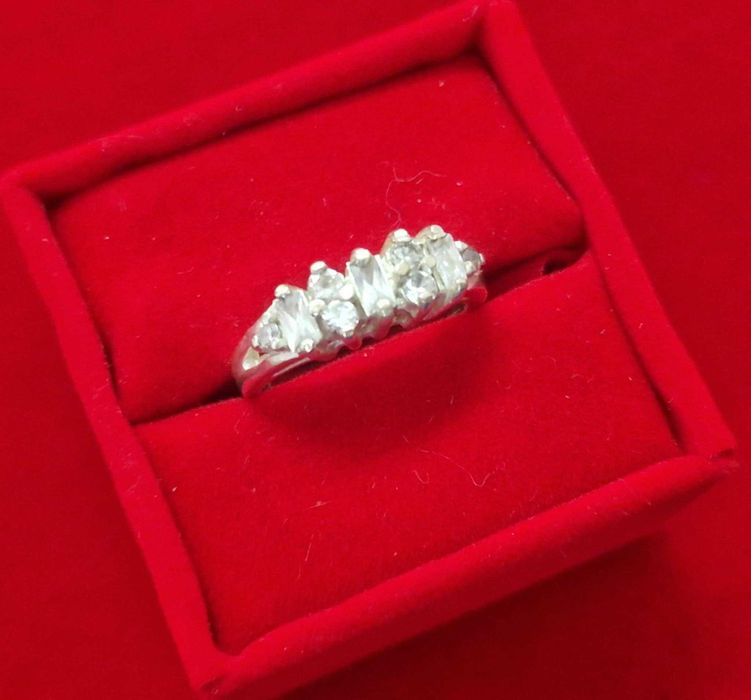 AG154,inel argint 925,nou/marcat, zirconii albe, ideal cadou