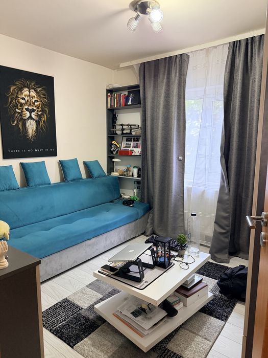 Vand apartament 3 camere