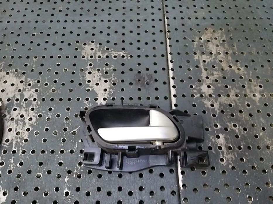Maner interior usa dreapta fata peugeot 208 96555516vv