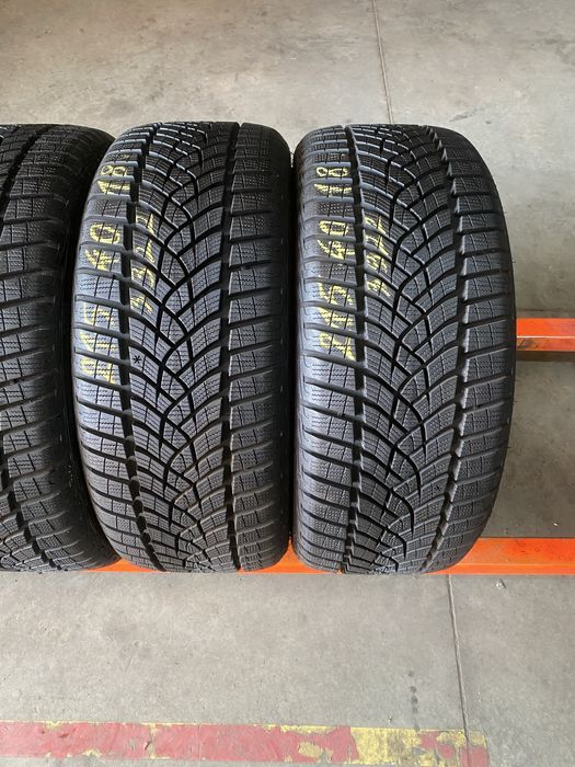 Anvelope iarna 215/40/18 Goodyear Ultra Grip Performance 215 40 18 R18