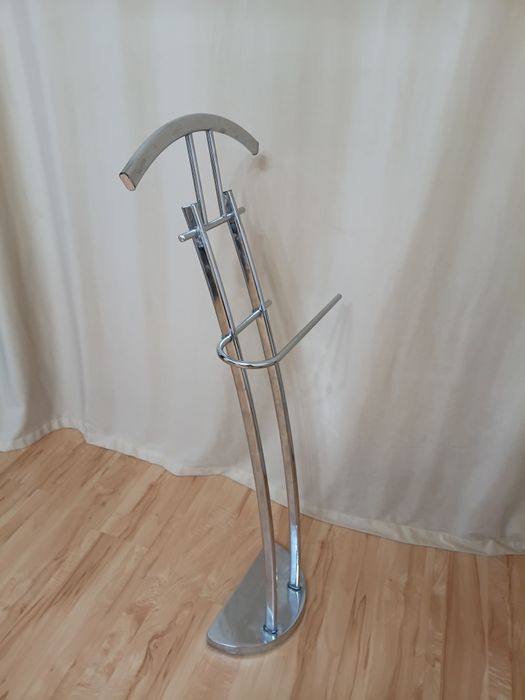 Вешалка напольная