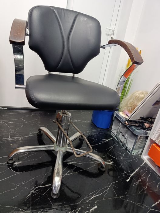 Фризьорско оборудване -  стол