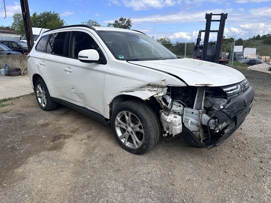 Мицубиши Аутлендър / Mitsubishi Outlander 2.2 Автомат НА ЧАСТИ