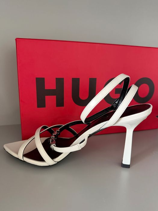 Дамски сандали на HUGO BOSS