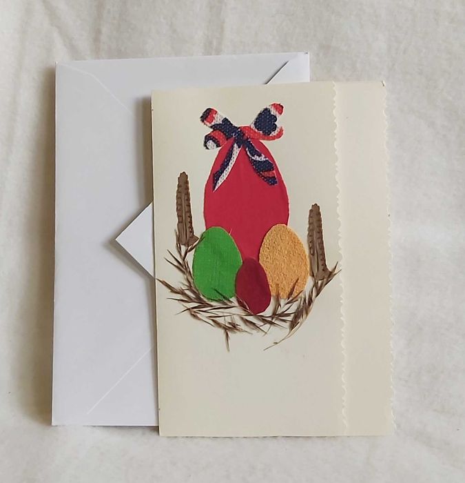 Felicitare Paște ouă din material cu fundiță