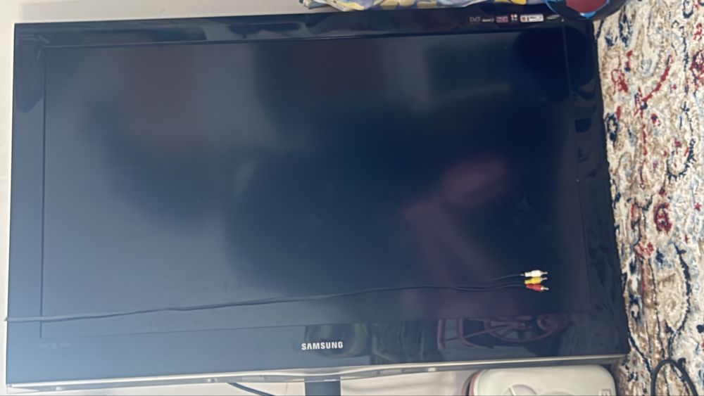 Продам телевизор