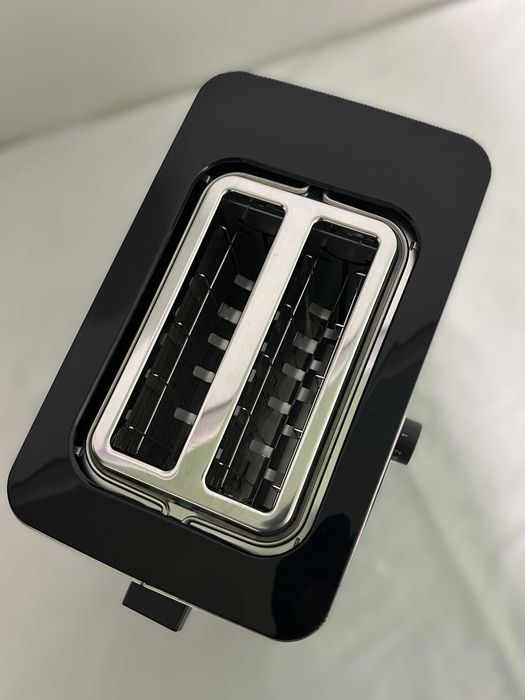 Тостер GRAEF TO62 (1000W) – Като нов, с нарушена опаковка