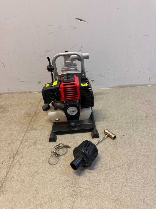 092101	Помпа водна бензинова 1.25kW 1.5" 250 L/min RD-GWP03J