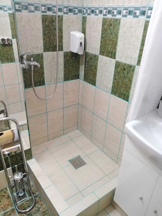 Apartament 3 camere de inchiriat cu salina pe Bulevard