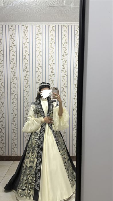 Прадается платье