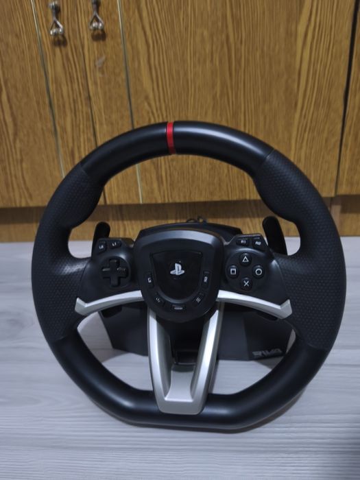 Vând Volan gaming HORI Apex SPF-004U (PS4, PS5, PC)