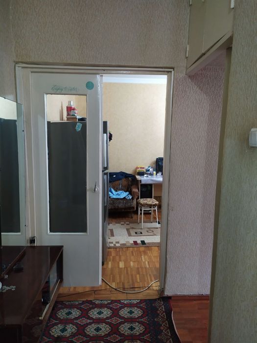 Продажа 1в2/2/5 на Юнусабад-17, 2 хона килинган сотилади