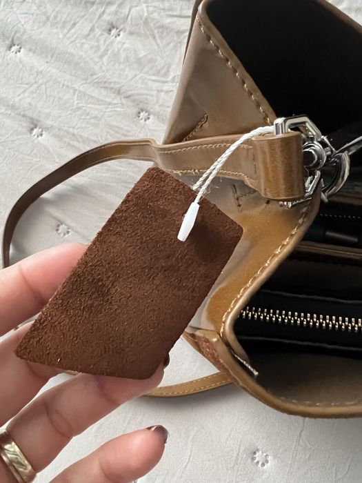 Дамска чанта нова с естествен велур в кафяв цвят  Min Min