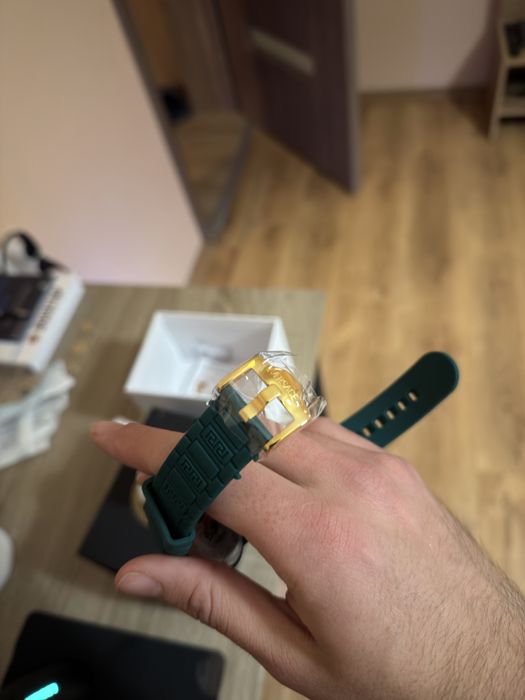 Versace мъжки нов оригинален часовник