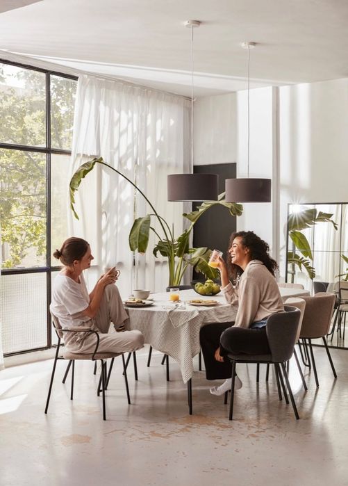 Черна лампа за таван Kave Home