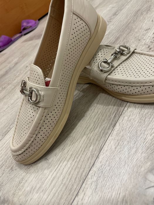 Туфли, лоферы, балетки