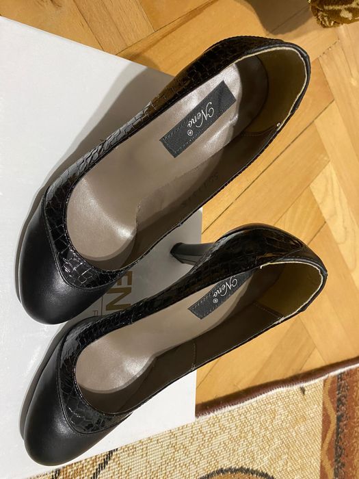 Pantofi din piele Neno marimea 35 negru