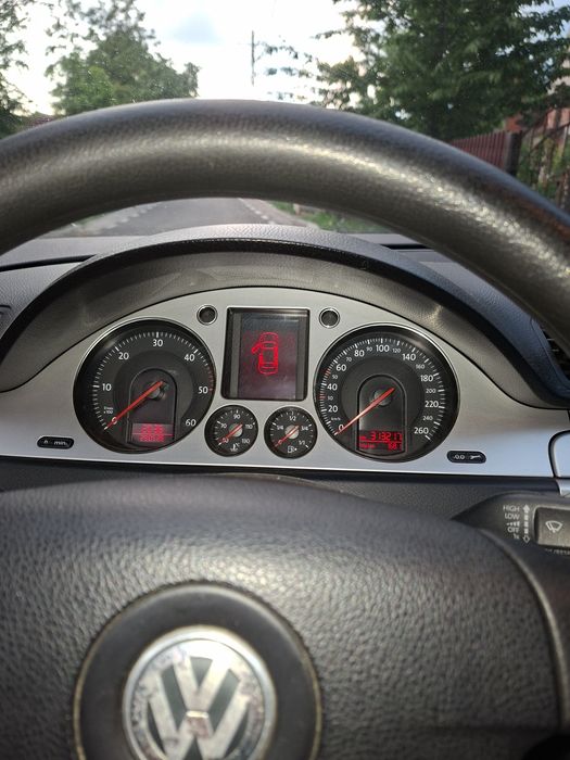 VOLKSWAGEN Passat 2009 — imagine 5