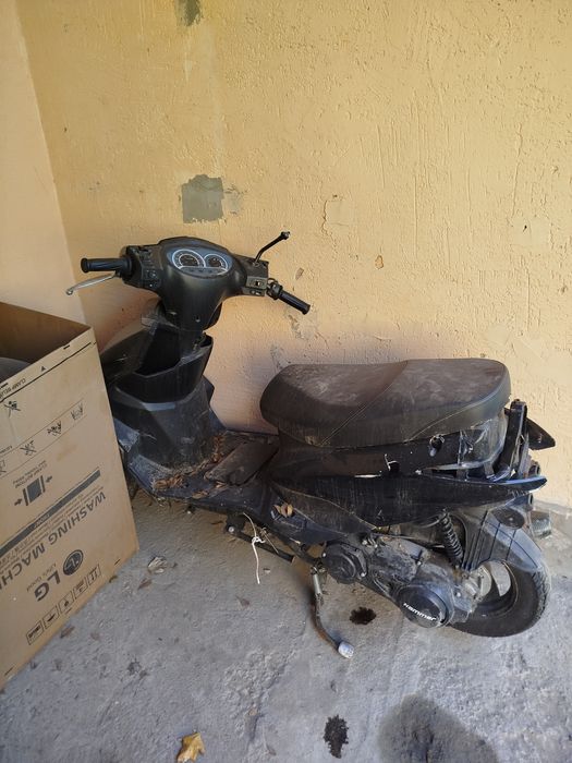 Мопед срочно сатылады