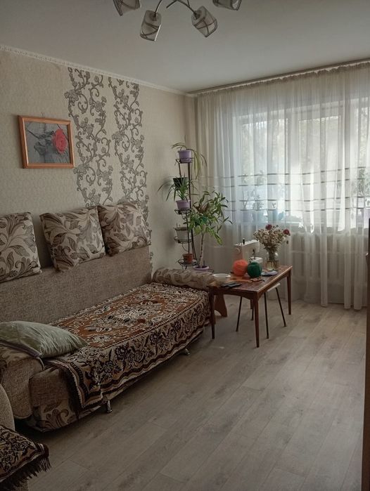 1 ком квартира в районе УЮТ!
