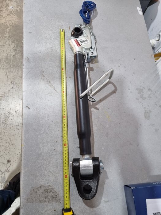 Tirant central tractor case preț 980 lei se poate trimite prin curier