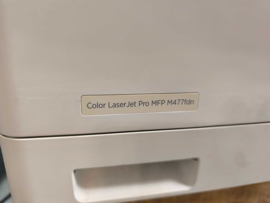 Продавам мултифункционално лазарно устройств HP Color Jet Pro MEP M477