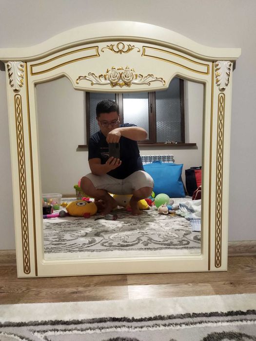 Продам зеркало новое